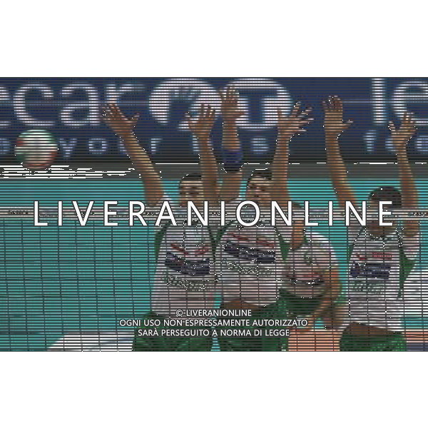 Monza 11-10-2009 Campionato pallavolo serie A TIM 2009/10 Acqua Paradiso Gabeca Monza-Bre Banca Lanutti Cuneo3:2 nella foto vladimir nikolv, francesco fortunato e giuseppe patriarca ph marco luzzani/ag aldo liverani s.a.s.