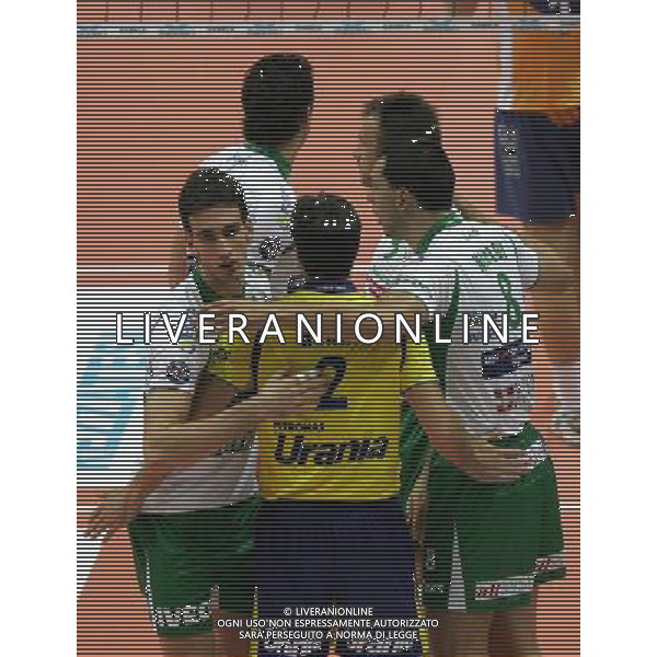 Monza 11-10-2009 Campionato pallavolo serie A TIM 2009/10 Acqua Paradiso Gabeca Monza-Bre Banca Lanutti Cuneo3:2 nella foto esultanza Bre Banca Lanutti Cuneo ph marco luzzani/ag aldo liverani s.a.s.