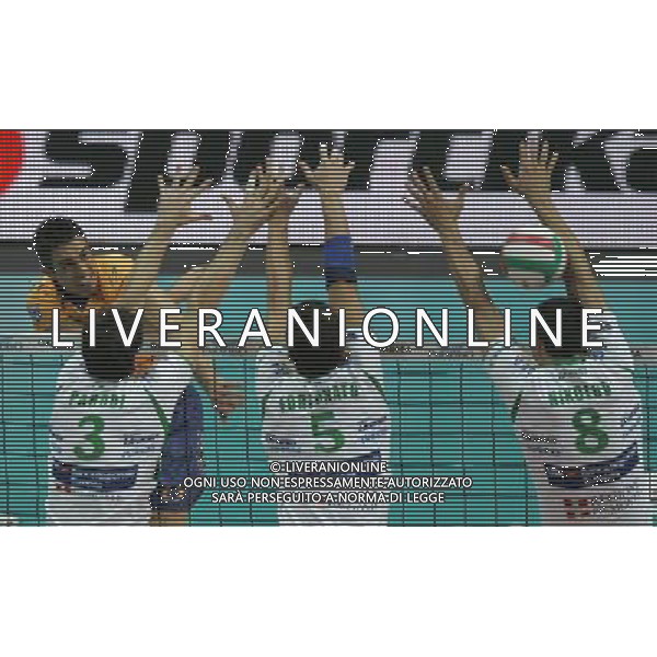 Monza 11-10-2009 Campionato pallavolo serie A TIM 2009/10 Acqua Paradiso Gabeca Monza-Bre Banca Lanutti Cuneo3:2 nella foto mauro gavotto, simone parodi,francesco fortunato e vladimir nikolov ph marco luzzani/ag aldo liverani s.a.s.