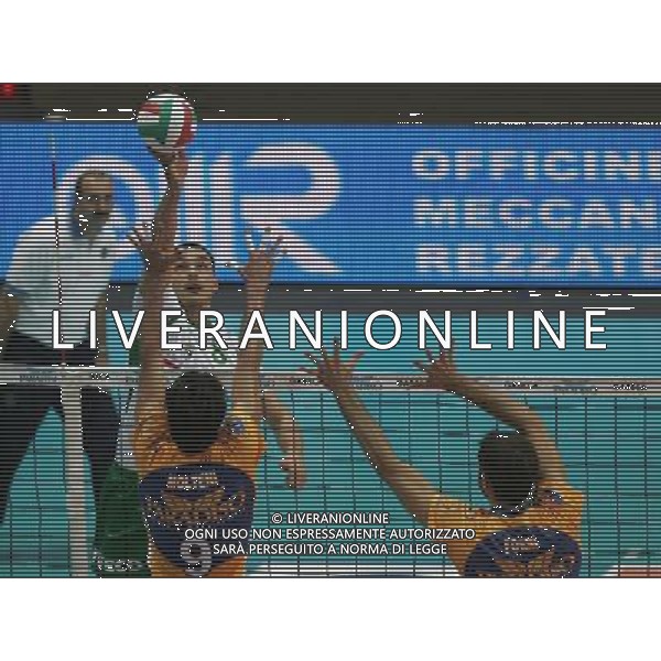Monza 11-10-2009 Campionato pallavolo serie A TIM 2009/10 Acqua Paradiso Gabeca Monza-Bre Banca Lanutti Cuneo3:2 nella foto vladimir nikolov, marco molteni e marcello forni ph marco luzzani/ag aldo liverani s.a.s.