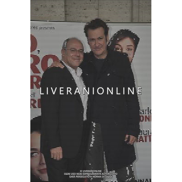 ROMA - CINEMA WARNER MODERNO - 30.12.09 PHOTO CALL FILM\' IO, LORO E LARA\' nella foto: CARLO VERDONE CON MARCO GIALLINI FOTO BRUNI-AG ALDO LIVERANI