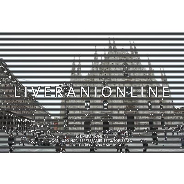 CITTA\' DI MILANO NELLA FOTO: PIAZZA DUOMO © ANTONIO SORANO - AG. ALDO LIVERANI SAS