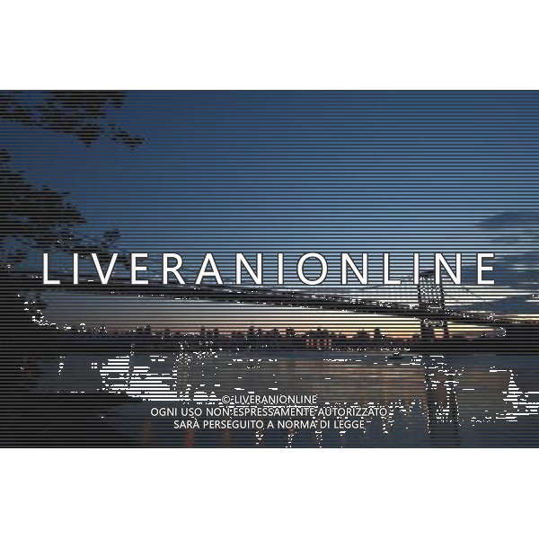 U.S.A. - IL PONTE ROBERT F. KENNEDY ( conosciuto come Triboro e Triborough) DI NEW YORK. IL PONTE FU INAUGURATO NEL 1936 © Trevor Collens - Photoshot - Ag. Aldo Liverani sas ITALY ONLY