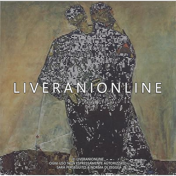 MILANO PALAZZO REALE 25 FEBBRAIO/6 GIUGNO 2010 TUTTE LE OPERE PROVENGONO DAL LEOPOLD MUSEUM DI VIENNA MOSTRA: \'SCHIELE ED IL SUO TEMPO\' NELLA FOTO EGON SCHIELE, GLI EREMITI, 1912 MATIA, OLIO SU TELA; 110X140,5cm FOTO AG ALDO LIVERANI