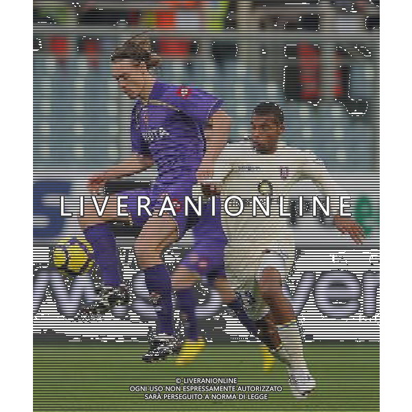 Coppa Italia TIM Cup 2009/2010 Ottavi di Finale Firenze - 14.01.2010 Fiorentina-Chievo Nella Foto:KROLDRUP PER BILLESKOV-DE PAULA MARCOS /Ph.Vitez-Ag. Aldo Liverani