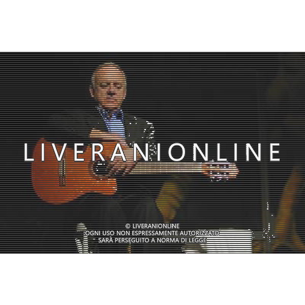 Tornano sul palco una delle coppie storiche del teatro italiano: Cochi e Renato. I due si presentano a Padova, al Gran Teatro, con uno spettacolo che alterna canzoni, gag surreali, riflessioni insensate, battute fulminanti. © Cristina Checchetto - Ag. Aldo Liverani sas