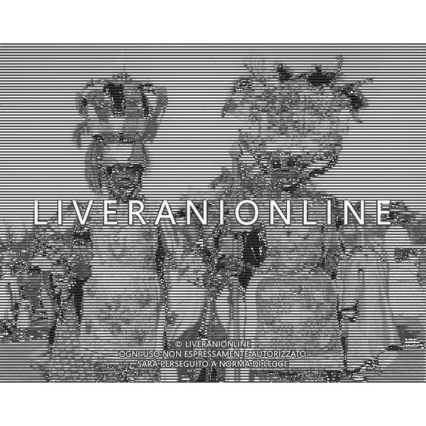 Haiti nazione dell\'America, isola del mar dei Caraibi: Haiti e\' il paese piu\' povero delle Americhe nella foto la popolazione e abitanti del luogo con gli abiti tradizionali del carnevale retrospettiva ©archivio Giovanni Liverani/Agenzia Aldo Liverani Sas