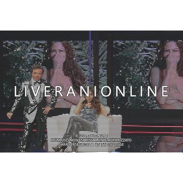 Milano - 19/01/2010 Trasmissione tv: \' CHIAMBRETTI NIGHT SHOW\' nella foto: Sabrina FERILLI - Piero CHIAMBRETTI © Antonio Sorano - Ag. Aldo Liverani sas 