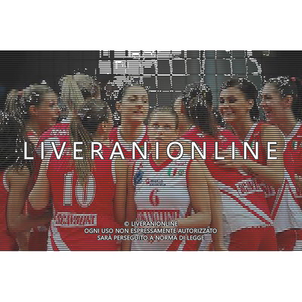 Polonia - 19.01.2010 - COPPA CAMPIONI PALLAVOLO ( VOLLEY) partita MKS DABROWA GORNICZA - SCAVOLINI PESARO nella foto: squadra Scavolini Pesaro FOTO RAFAL JACNIAK / PRESSFOCUS / NEWSPIX.PL - Ag. Aldo Liverani sas ITALY ONLY 