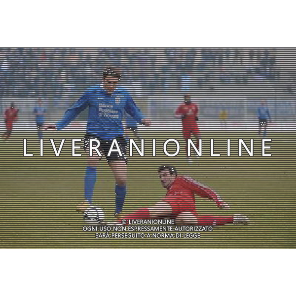 Campionato Lega PRO 1¡ Divisione Monza 24-01-2010 Monza - Novara nella foto: Nicola Ventola (Novara) a SX e Luca Fiuzzi (Monza) foto Garavaglia - ag. Aldo Liverani sas