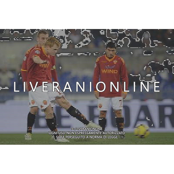 Roma - 26/01/2010 - Stadio Olimpico - TIM CUP 2009/2010 - Quarti di Finale - AS Roma vs Catania - nella foto: John Arne RIISE ph. Corradetti / ©Aldo Liverani Sas