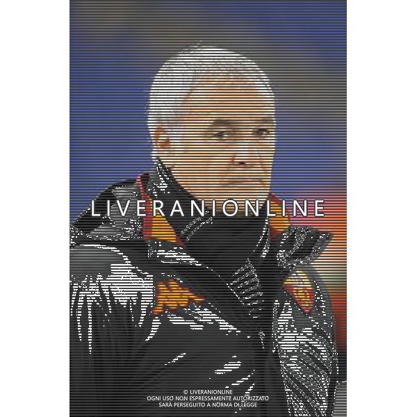 Roma - 26/01/2010 - Stadio Olimpico - TIM CUP 2009/2010 - Quarti di Finale - AS Roma vs Catania - nella foto: Claudio RANIERI ph. Corradetti / ©Aldo Liverani Sas