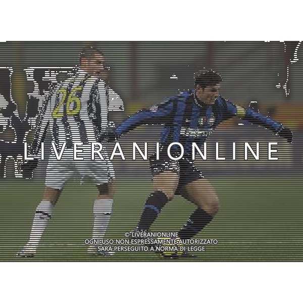 INTER - JUVENTUS COPPA ITALIA TIM CUP 28/01/2010 NELLA FOTO javier zanetti e candreva ©LUZZANI/AGENZIA ALDO LIVERANI SAS