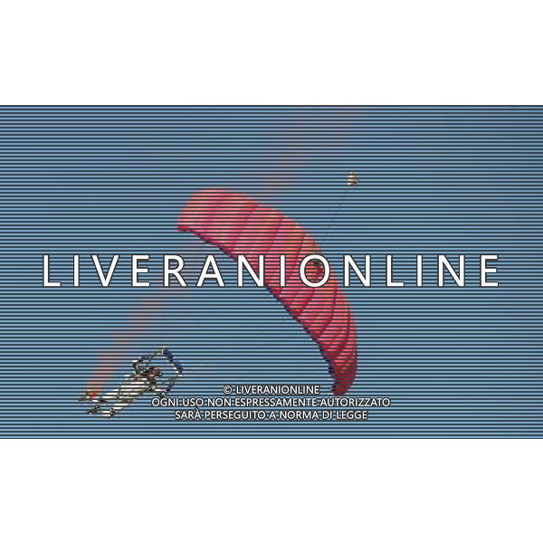 62Á Torneo Viareggio Cup World Football Tournament Coppa Carnevale-Gr.A Gir.1 Viareggio - 01.02.2010 Juventus-Legia Varsavia Nella Foto:PARACADUTISTA /Ph.Vitez-Ag. Aldo Liverani