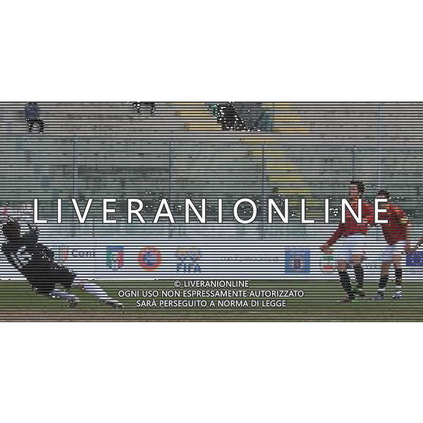 62Á Torneo Viareggio Cup World Football Tournament Coppa Carnevale-Gr.B Gir.8 Viareggio - 02.02.2010 Roma-FK Ventspils Nella Foto:SCIARRA GOL MANCATO /Ph.Vitez-Ag. Aldo Liverani