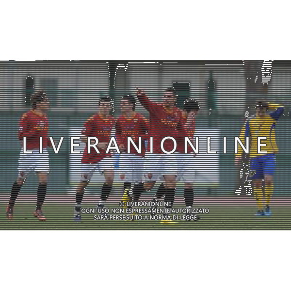 62Á Torneo Viareggio Cup World Football Tournament Coppa Carnevale-Gr.B Gir.8 Viareggio - 02.02.2010 Roma-FK Ventspils Nella Foto:L\'ESULTANZA DI SCARDINA DOPO IL GOL /Ph.Vitez-Ag. Aldo Liverani