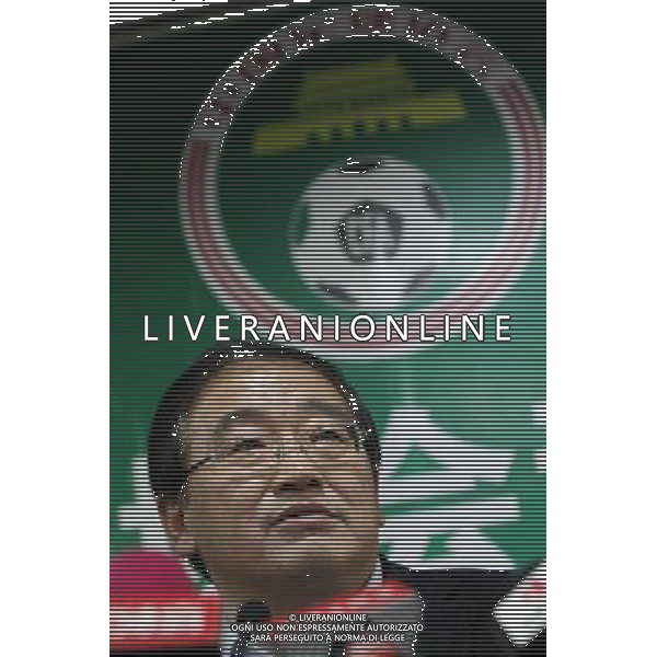 Wei Di, the new chief of the Chinese Football Association (CFA), speaks during a press conference in Beijing, China on Tuesday, Feb. 2, 2010. Wei Di pledged Tuesday to crack down on match fixing and illegal betting and lead Chinese men\'s football back to top level in Asia.(Photo By Zheng Ze/ColorChinaPhoto) - Ag. Aldo Liverani sas ITALY ONLY Wei Di - Il nuovo presidente della federcalcio cinese