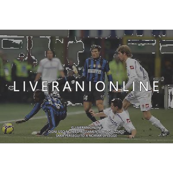 INTER - FIORENTINA COPPA ITALIA TIM CUP SEMIFINALE ANDATA 03/02/2010 NELLA FOTO pasqual, mario balotelli e bolatti ©LUZZANI/AGENZIA ALDO LIVERANI SAS