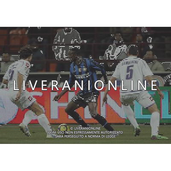 INTER - FIORENTINA COPPA ITALIA TIM CUP SEMIFINALE ANDATA 03/02/2010 NELLA FOTO mariga tra comotto e gamberini ©LUZZANI/AGENZIA ALDO LIVERANI SAS