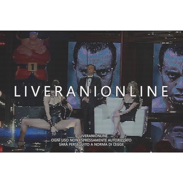 TRASMISSIONE TV: \' CHIAMBRETTI NIGHT\' nella foto: LOREDANA \' JOLIE\' FERRIOLO ( amante n. 9 di Tiger Woods) - NORA/LOLA MOGALLE - PIERO CHIAMBRETTI © Antonio Sorano - Ag. Aldo Liverani sas