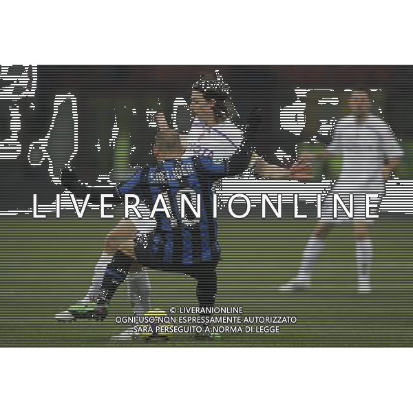 Milano 03-02-2010 Coppa Italia TIM UP 2009/10 SEMIFINALI ANDATA inter-fiorentina 1:0 nella foto riccardo montolivo e wesley sneijder ph marco luzzani/ag aldo liverani s.a.s. 