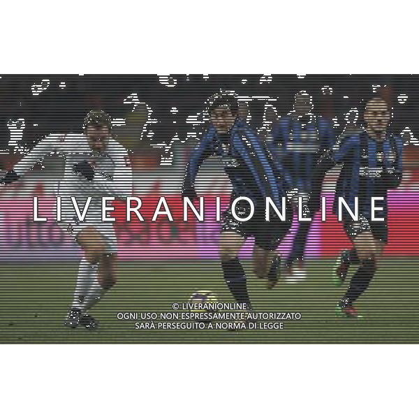 Milano 03-02-2010 Coppa Italia TIM UP 2009/10 SEMIFINALI ANDATA inter-fiorentina 1:0 nella foto diego alberto milito e cesare natali ph marco luzzani/ag aldo liverani s.a.s. 