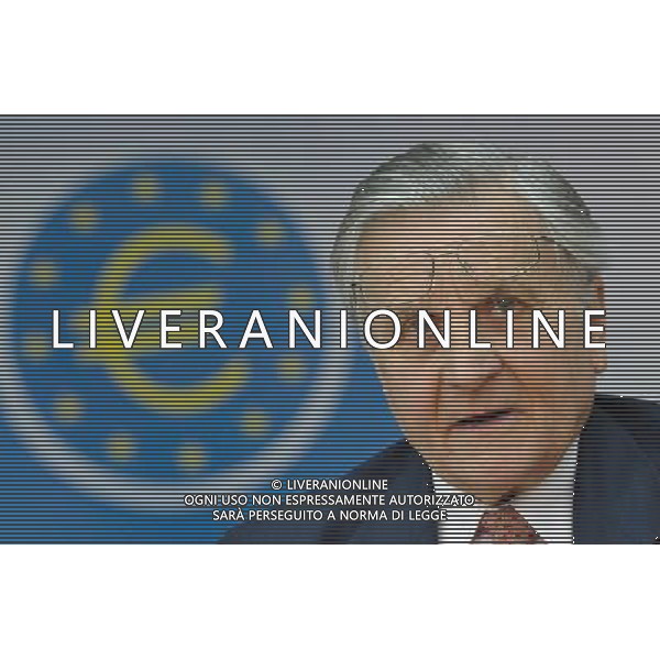 President of the European Central Bank (ECB) Jean-Claude Trichet pictured during a press conference in Frankfurt/Main, Germany, 04 February 2010. The key interest rate will remain at a low of 1,0 per cent. Furthermore, the debt crisis in Greece was discussed during the council meeting. Photo: UWE ANSPACH - Picture Alliance/DPA/Photoshot - Ag. Aldo Liverani sas ITALY ONLY CONFERENZA STAMPA DELLA BCE ( BANCA CENTRALE EUROPEA) A FRANCOFORTE