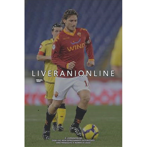 Roma - 04/02/2010 - Stadio Olimpico - TIM CUP 2009/2010 - semifinale di andata - AS Roma vs Udinese - nella foto: Francesco TOTTI ph. Corradetti / ©Aldo Liverani Sas