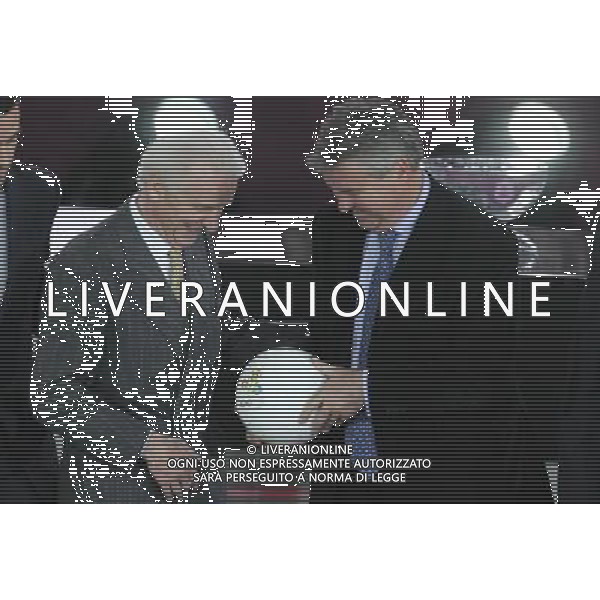 Republic of Ireland head coach Giovanni Trapattoni (L) and head coach Russia team Guus Hiddink (R), after the UEFA EURO 2012 qualifying Draw Cremony in the Congress Hall of the Palace of Culture and Science in Warsaw, Poland, 7 February 2010. /Agenzia Aldo Liverani Sas - ITALY ONLY - VARSAVIA: SORTEGGI DI QUALIFICAZIONE AGLI EUROPEI DI CALCIO UCRAINA-POLONIA 2012