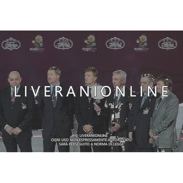 Coach\'s Erwin Koeman of Hungary (L), Stuart Baxter (2L) of Finland and Bert van Marwijk (3R) of Netherlands of Group E teams after the UEFA EURO 2012 qualifying Draw Cremony in the Congress Hall of the Palace of Culture and Science in Warsaw, Poland, 7 February 2010. /Agenzia Aldo Liverani Sas - ITALY ONLY - VARSAVIA: SORTEGGI DI QUALIFICAZIONE AGLI EUROPEI DI CALCIO UCRAINA-POLONIA 2012