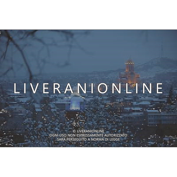 (100206) -- TBILISI, Feb. 6, 2010 () -- Photo taken on Feb. 6, 2010 shows the snowy scenery in Tbilisi, capital of Georgia. Tbilisi was blanketed by this winter\'s first snowfall on Saturday, delayed due to the warm weather. The lowest temperature reached minus 9 degrees Celsius on Saturday.(/Liu Lihang) (zw) /Agenzia Aldo Liverani Sas - ITALY ONLY - NEVICATA - NEVE NELLA CITTA\' DI TBILISI IN GEORGIA