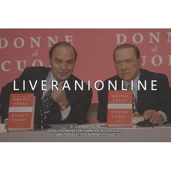 ROMA, 10 FEBBRAIO 2010 PRESENTAZIONE DEL LIBRO: DONNE DI CUORI DI B. VESPA NELLA FOTO: BRUNO VESPA - SILVIO BERLUSCONI ©AGENZIA ALDO LIVERANI SAS