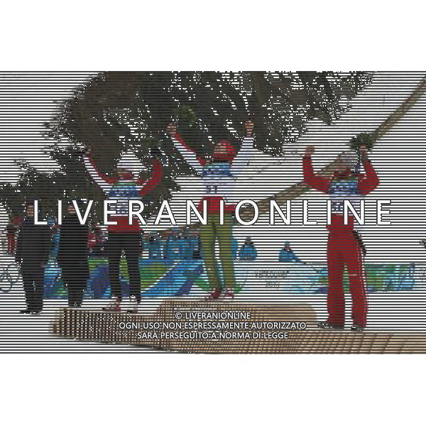 21mi GIOCHI OLIMPICI DI VANCOUVER ( CANADA) specialita\' ski jumping ( salto con gli sci) nella foto: ADAM MALYSZ ( Polonia) - medaglia argento; SIMON AMMANN ( Svizzera) - medaglia oro; GREGOR SCHLIERENZAUER ( Austria) - medaglia bronzo © JERZY KLESZCZ / NEWSPIX.PL - Ag. Aldo Liverani sas ITALY ONLY 