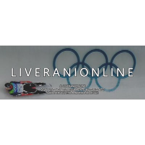 (100214) -- WHISTLER, Feb. 14, 2010 () -- Germany\'s Felix Loch competes during the men\'s singles final of luge in the 2010 Olympic Winter Games at the Whistler Sliding Centre, Canada, Feb. 14, 2010. Felix Loch claimed the title of the event. (/Xu Jiajun) /Agenzia Aldo Liverani Sas - ITALY ONLY - GIOCHI OLIMPICI INVERNALI - OLIMPIADI VANCOUVER 2010 CANADA