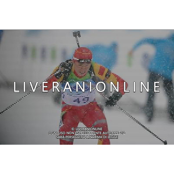 (100214) -- WHISTLER, Feb. 14, 2010 () -- China\'s Zhang Chengye competes during the men\'s 10km sprint final of biathlon at the 2010 Olympic Winter Games in Whistler Olympic Park, Canada, Feb. 14, 2010. Zhang ranked 32nd. (/Chen Kai) (hy) /Agenzia Aldo Liverani Sas - ITALY ONLY - GIOCHI OLIMPICI INVERNALI - OLIMPIADI VANCOUVER 2010 CANADA