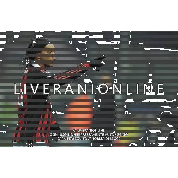 Champions League 2009/2010 Ottavi di Finale Milano - 16.02.2010 Milan-Manchester United Nella Foto: l\'esultanza di ronaldinho dopo il gol /Ph.Vitez-Ag. Aldo Liverani