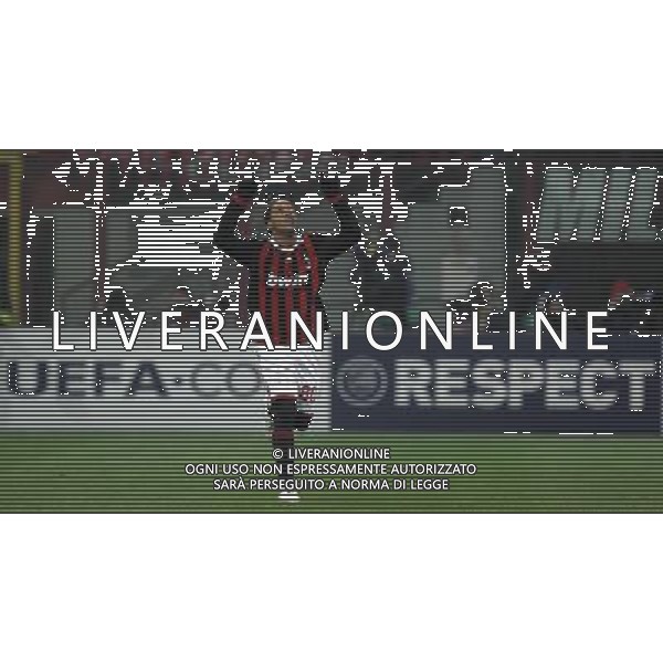 Champions League 2009/2010 Ottavi di Finale Milano - 16.02.2010 Milan-Manchester United Nella Foto:l\'esultanza di ronaldiho dopo il gol /luzzani-Ag. Aldo Liverani