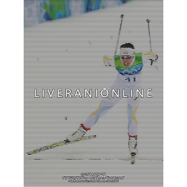 (100215) -- WHISTLER, Feb. 15, 2010 () -- Sweden\'s Charlotte Kalla acts during the women\'s Cross-Country Skiing 10km free at the 2010 Winter Olympic Games in Whistler Olympic Park, Canada, Feb. 15, 2010. Kalla won the gold of the event with 24:58.4. (/Chen Kai) /Agenzia Aldo Liverani Sas - ITALY ONLY - CANADA: 21mi GIOCHI OLIMPICI DI VANCOUVER 2010 - SPECIALITA\' GARA FEMMINILE CROSS COUNTRY (SCI DI FONDO A TECNICA LIBERA) 10 KM.
