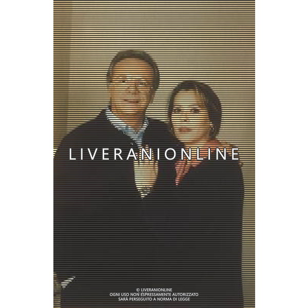 FILM\'SI\' TI VOGLIO BENE\' NELLA FOTO BARBARA DE ROSSI-JOHNNY DORELLI AG ALDO LIVERANI