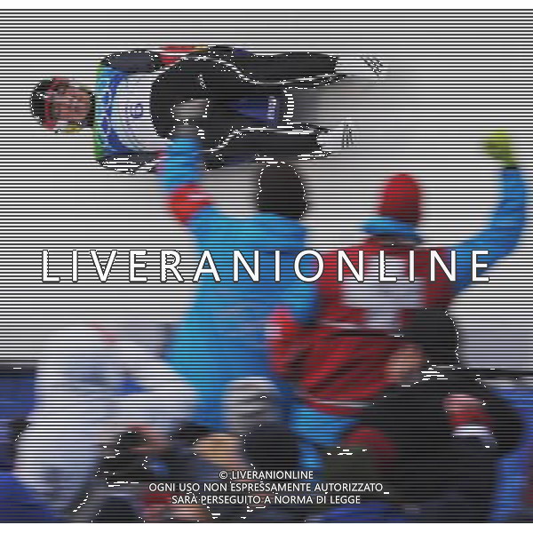 (100216) -- WHISTLER, Feb. 16, 2010 () -- Tatjana Huefner of Germany competes in the women\'s singles luge event at the 2010 Winter Olympic Games in Whistler, Canada, on Feb. 16, 2010. Tatjana Huefner claimed the title with a time of 2 minutes and 46.524 seconds. (/Xu Jiajun) (hy) /Agenzia Aldo Liverani Sas - ITALY ONLY - 21mi GIOCHI OLIMPICI INVERNALI OLIMPIADI DI VANCOUVER 2010 (CANADA)
