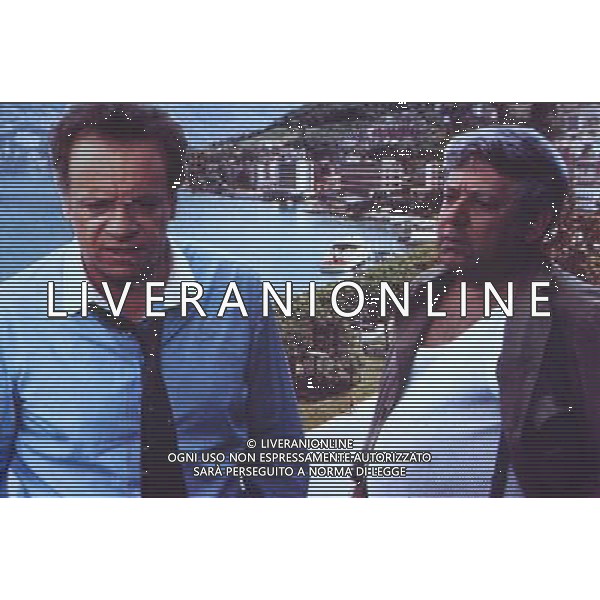 FILM\'A TU PER TU\' 1984 NELLA FOTO PAOLO VILLAGGIO-JOHNNY DORELLI AG ALDO LIVERANI