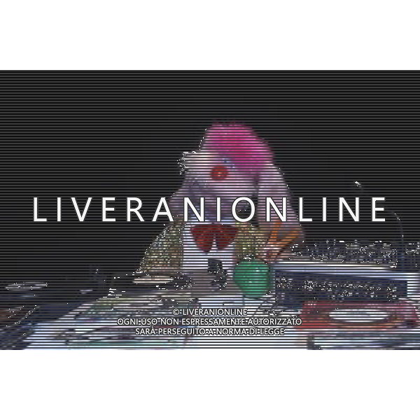 TRASMISSIONE TV: \' MATRICOLE \' METEORE\' nella foto: IL PUPAZZO UAN © Antonio Sorano - Ag. Aldo Liverani sas