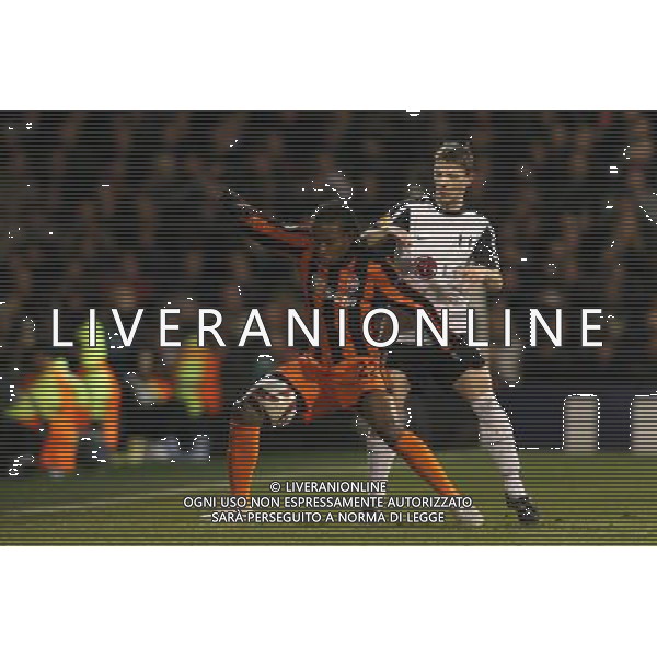 UEFA Europa League 2009/2010 Sedicesimi di Finale Londra - 18.02.2010 FULHAM LONDON - SHAKHTAR DONETSK 2:1 Nella Foto: WILLIAN - CHRISTOPHER BAIRD © PIOTR KUCZA/NEWSPIX.PL - Ag. Aldo Liverani sas ITALY ONLY *** Local Caption *** 
