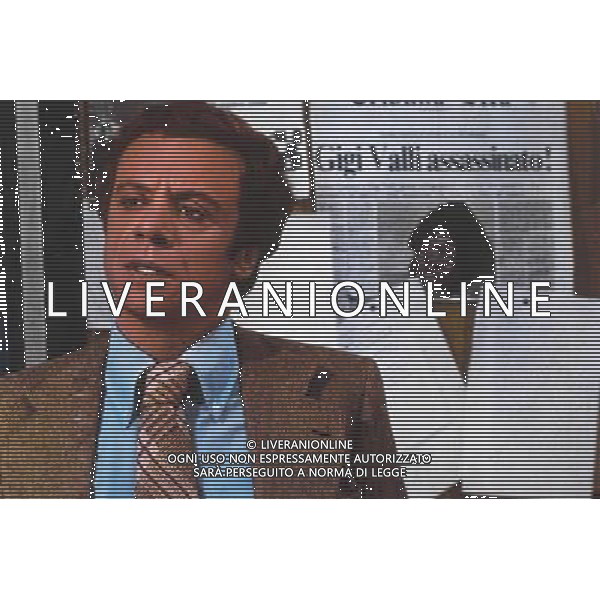 FILM\'IL MOSTRO\' 1977 NELLA FOTO JOHNNY DORELLI AG ALDO LIVERANI