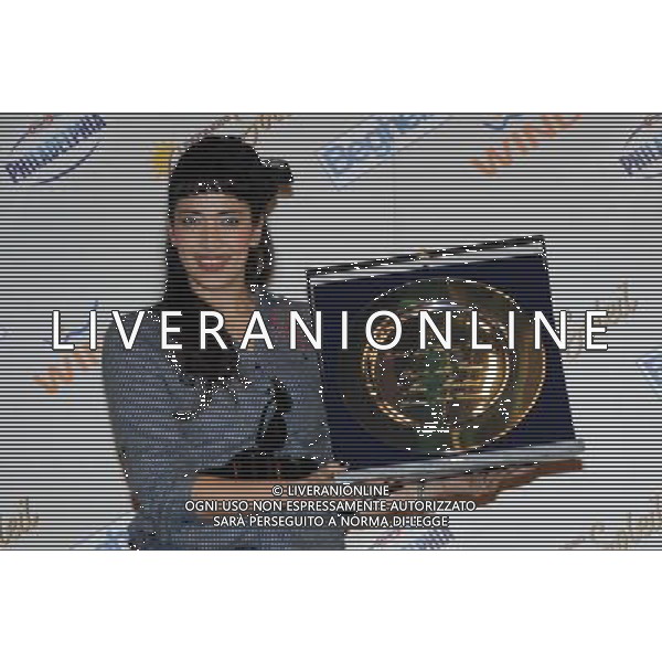 SANREMO 20/02/2010 60mo FESTIVAL DELLA CANZONE ITALIANA PHOTOCALL \'VINCITORE PREMIO CRITICA CATEGORIA GIOVANI\' NELLA FOTO Nina Zilli vincitrice premio critica PH.AG ALDO LIVERANI SAS