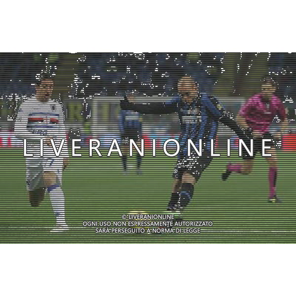Milano 20-02-2010 Serie A TIM 2009/2010 inter-sampdoria 0:0 nella foto wesley sneijder e franco semioli ph marco luzzani/ag aldo liverani s.a.s.