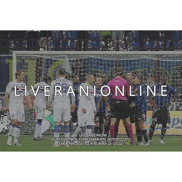 Milano 20-02-2010 Serie A TIM 2009/2010 inter-sampdoria 0:0 nella foto tensione in campo ph marco luzzani/ag aldo liverani s.a.s.