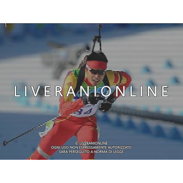 (100218) -- WHISTLER, Feb. 18, 2010 () -- China\'s Zhang Chengye competes in the men\'s biathlon 20km individual competition at the 2010 Winter Olympic Games in Whistler, Canada, on Feb. 18, 2010. Zhang ranked 19th. (/Shen Hong) (hy) /Agenzia Aldo Liverani Sas - ITALY ONLY - CANADA: 21mi GIOCHI OLIMPICI INVERNALI OLIMPIADI DI VANCOUVER 2010