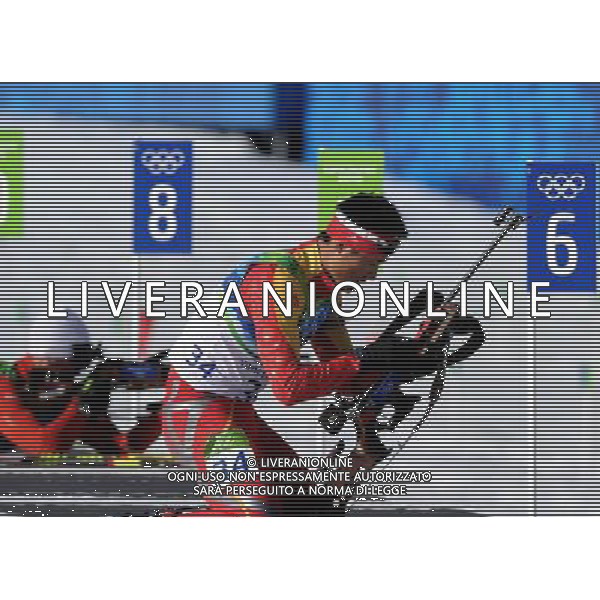 (100218) -- WHISTLER, Feb. 18, 2010 () -- China\'s Zhang Chengye acts in the men\'s biathlon 20km individual competition at the 2010 Winter Olympic Games in Whistler, Canada, on Feb. 18, 2010. Zhang ranked 19th. (/Shen Hong) (hy) /Agenzia Aldo Liverani Sas - ITALY ONLY - CANADA: 21mi GIOCHI OLIMPICI INVERNALI OLIMPIADI DI VANCOUVER 2010
