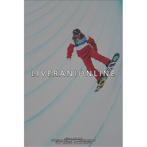 (100218) -- VANCOUVER, Feb. 18, 2010 () -- China\'s Liu Jiayu competes in the women\'s snowboard halfpipe final at the 2010 Winter Olympic Games in Vancouver, Canada, on Feb. 18, 2010. Liu ranked fourth. (/Xu Jiajun) (hy) /Agenzia Aldo Liverani Sas - ITALY ONLY - CANADA: 21mi GIOCHI OLIMPICI INVERNALI OLIMPIADI DI VANCOUVER 2010